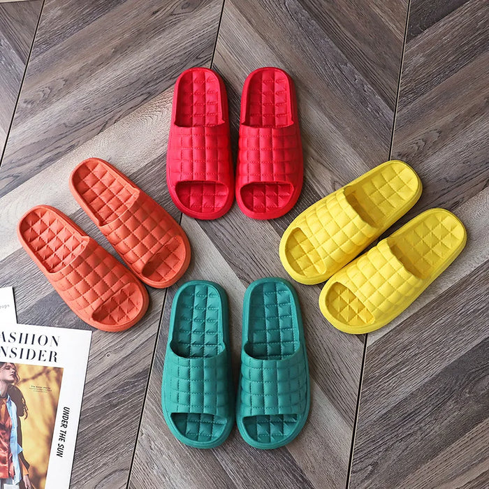 Summer Unisex Family Bathroom Slippers Men Home Indoor Eva Light Dripping Slippers Soft Non-Slip Hotel Outdoor Women Slippers